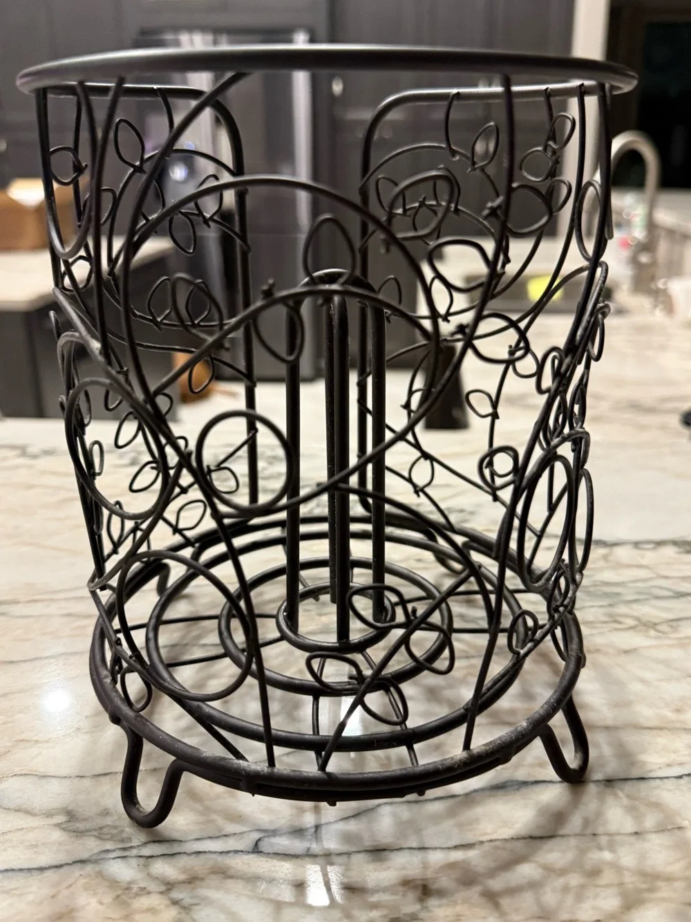 Decorative Black Wire Paper Towel Holder
